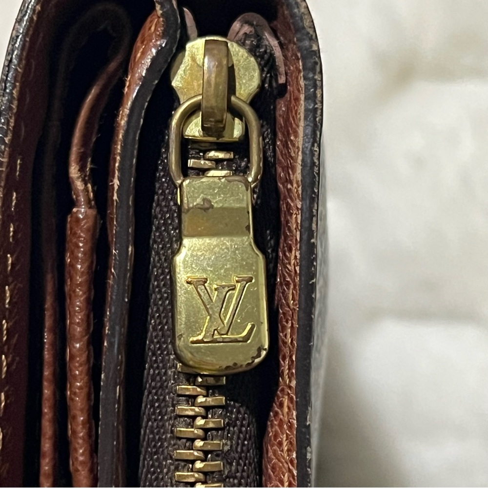 Louis Vuitton Compact Zippy Monogram Bifold Wallet - Picture 6 of 16